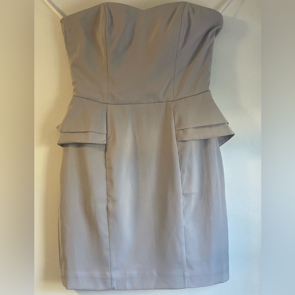 H&M Strapless Lined Dress with Peplum detail. Size 10, Color Grey - Picture 1 of 16